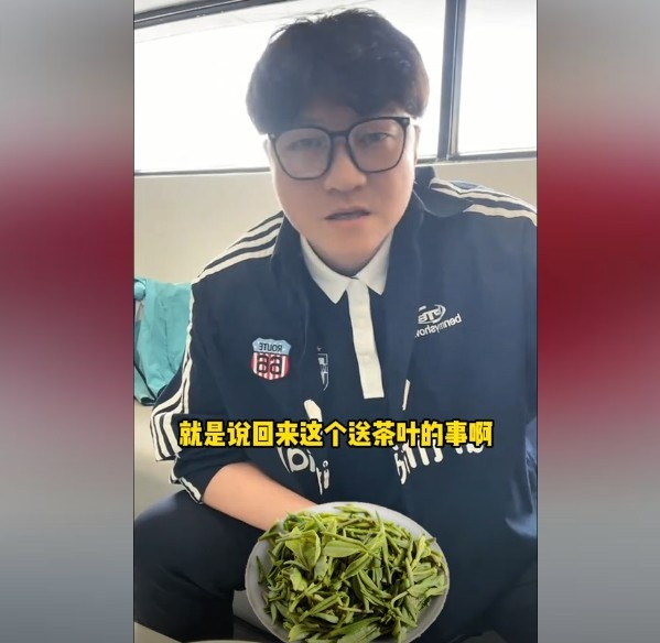 趙鵬：不太清楚賈秀全要球員買(mǎi)茶葉的段子，但這在現實(shí)中也正常