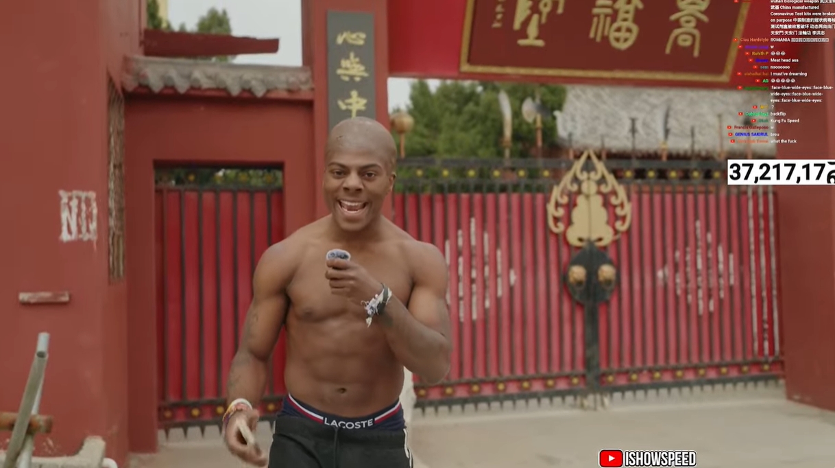 光頭造型！Speed中國行來(lái)到鄭州少林寺，上香拜佛學(xué)功夫