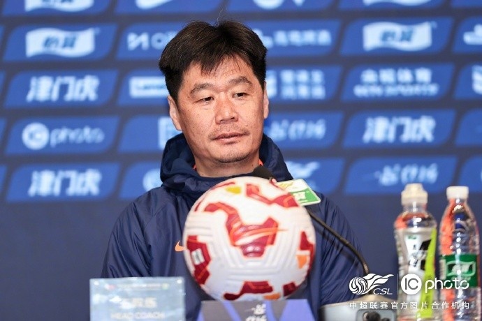 李霄鵬：希望明天比賽能打出一些新的東西，取得一個(gè)好的結果