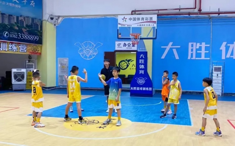 廣東河源體彩少兒籃球培訓班：結營(yíng)不散場(chǎng)，夢(mèng)想正啟航